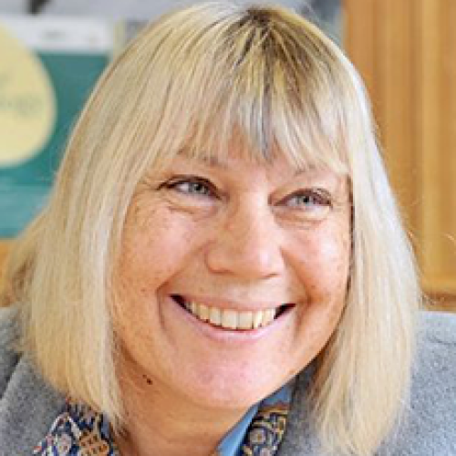 Annette K Larsen
