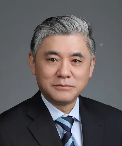 Zhenggang Zhu