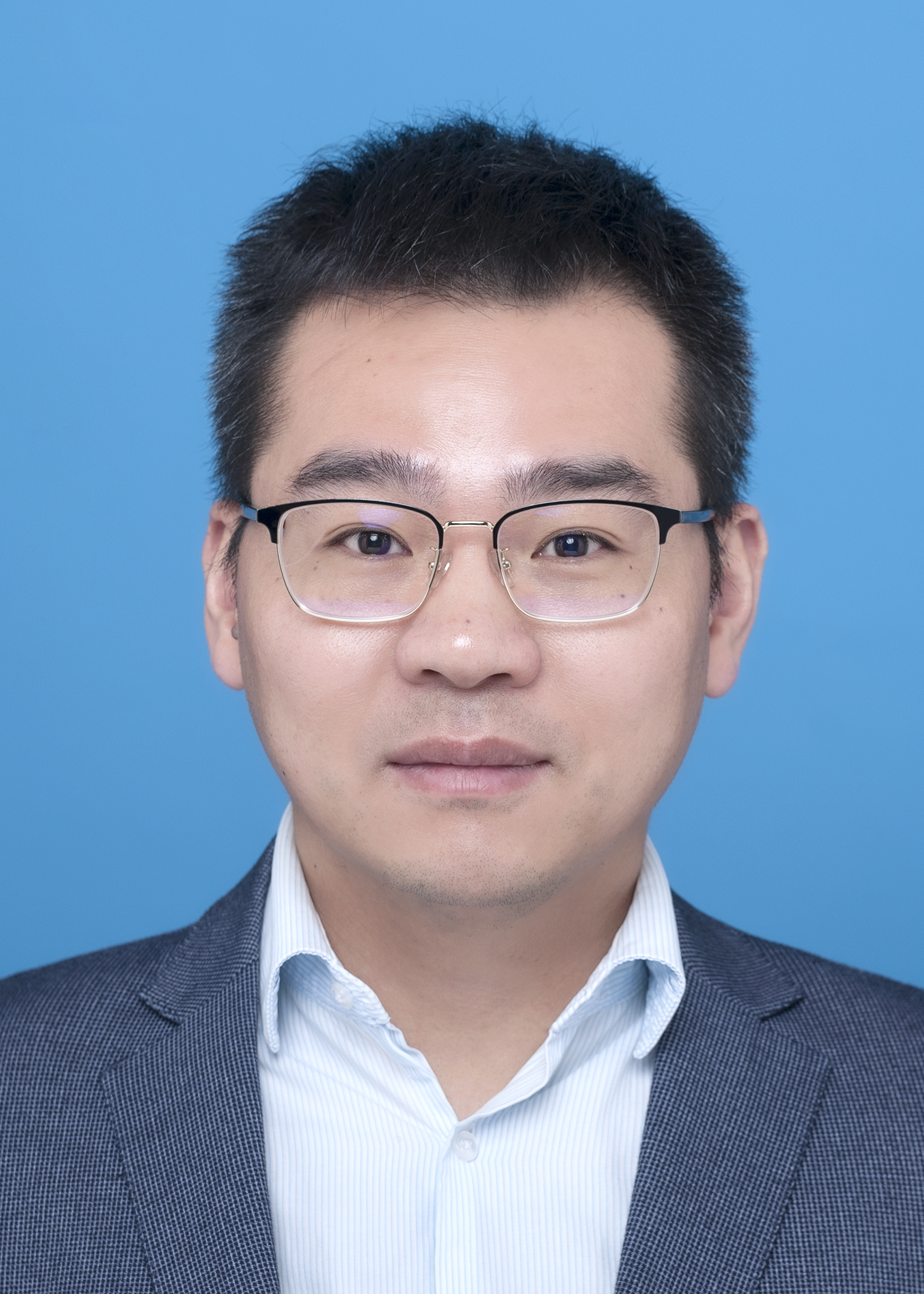 Xueqiang Wang