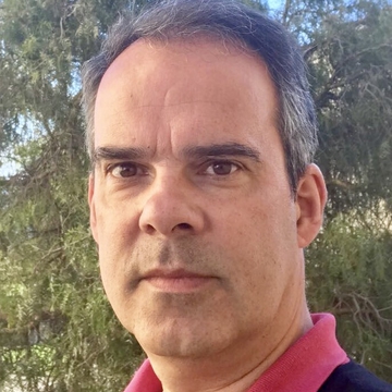Luís Caires