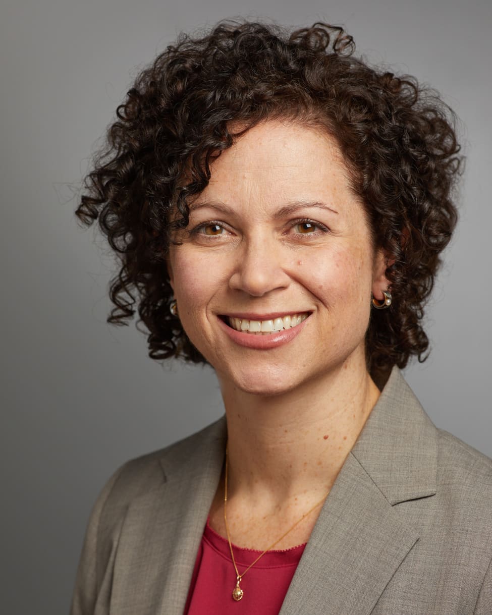 Suzanne Macari