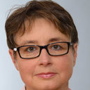 Dorothee H L Bail