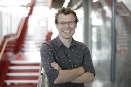 Kyle L Morris