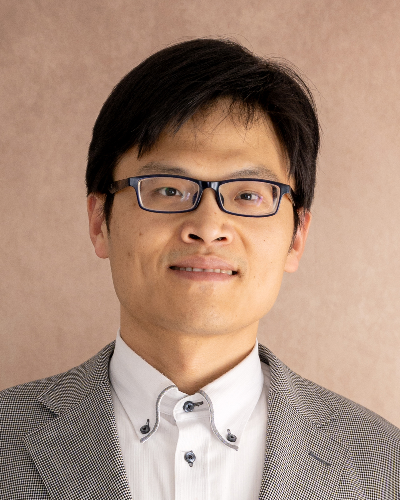 Weiwei Wan