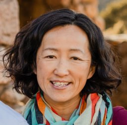 Eva Chi