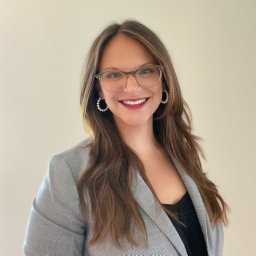 Jennifer Lutz