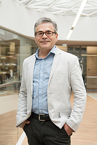 Adam Antebi