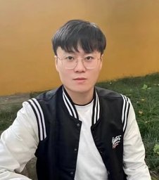 Yinghao Zhu