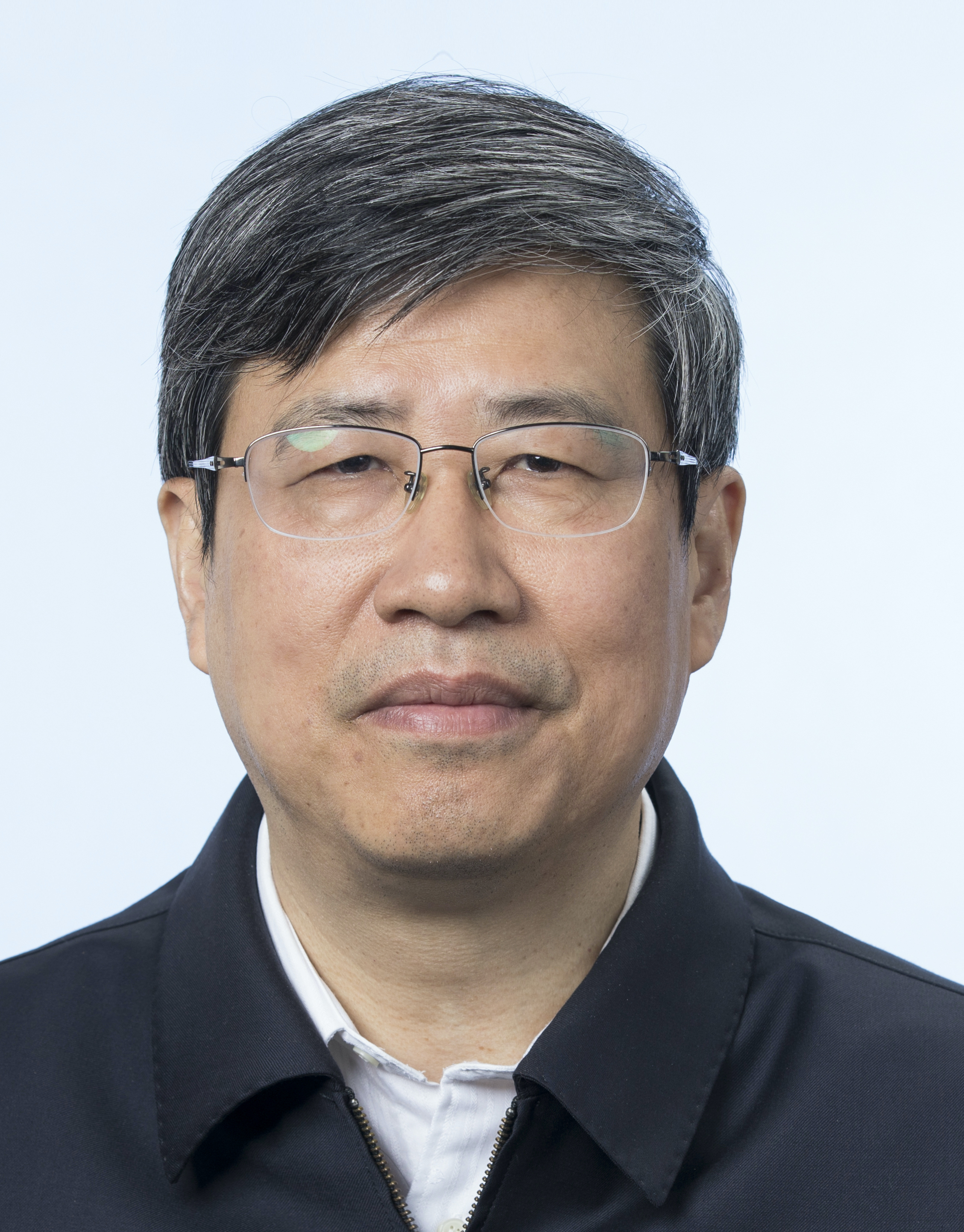 Yiping Yang