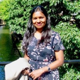 Lavina Gharu