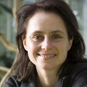 Lucie H Salwiczek
