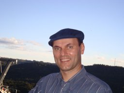 Flavio Jose Simioni