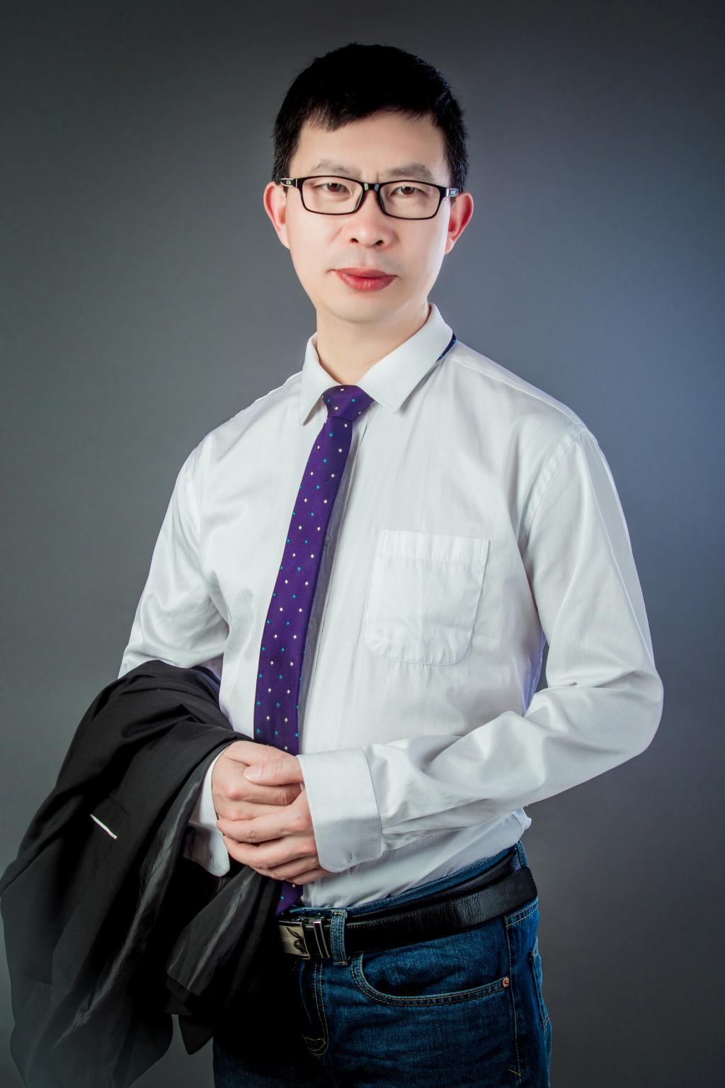 Mingjian Geng