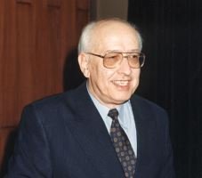 Edmundo A. Rúveda