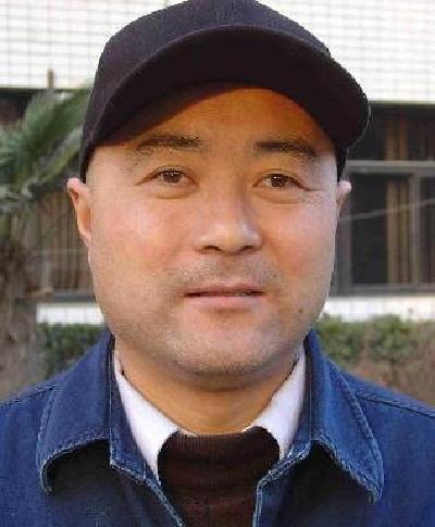Pingzhong Zhang