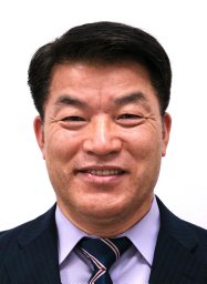 Timothy J Lee