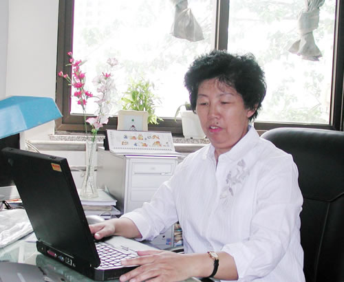 Jingchang Zhang