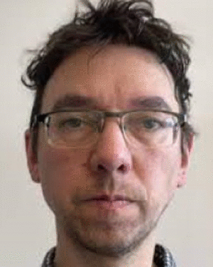 Tom Rune Lauknes