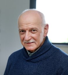 Tomasz Komendzinski