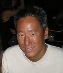Samuel E. Kahng