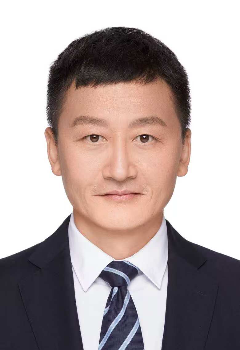 Yong Hu