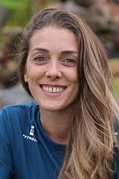 Clarissa R. Teixeira
