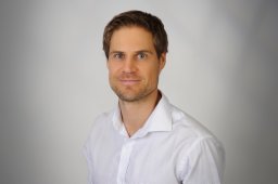 Rainer J Klement