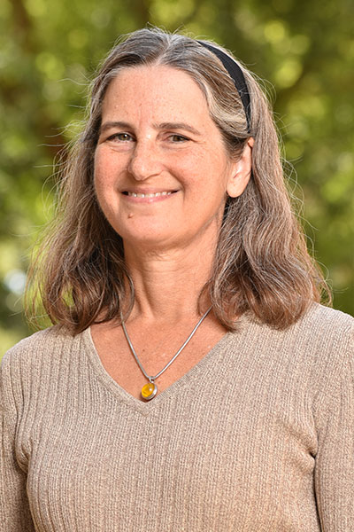 Tama Hasson