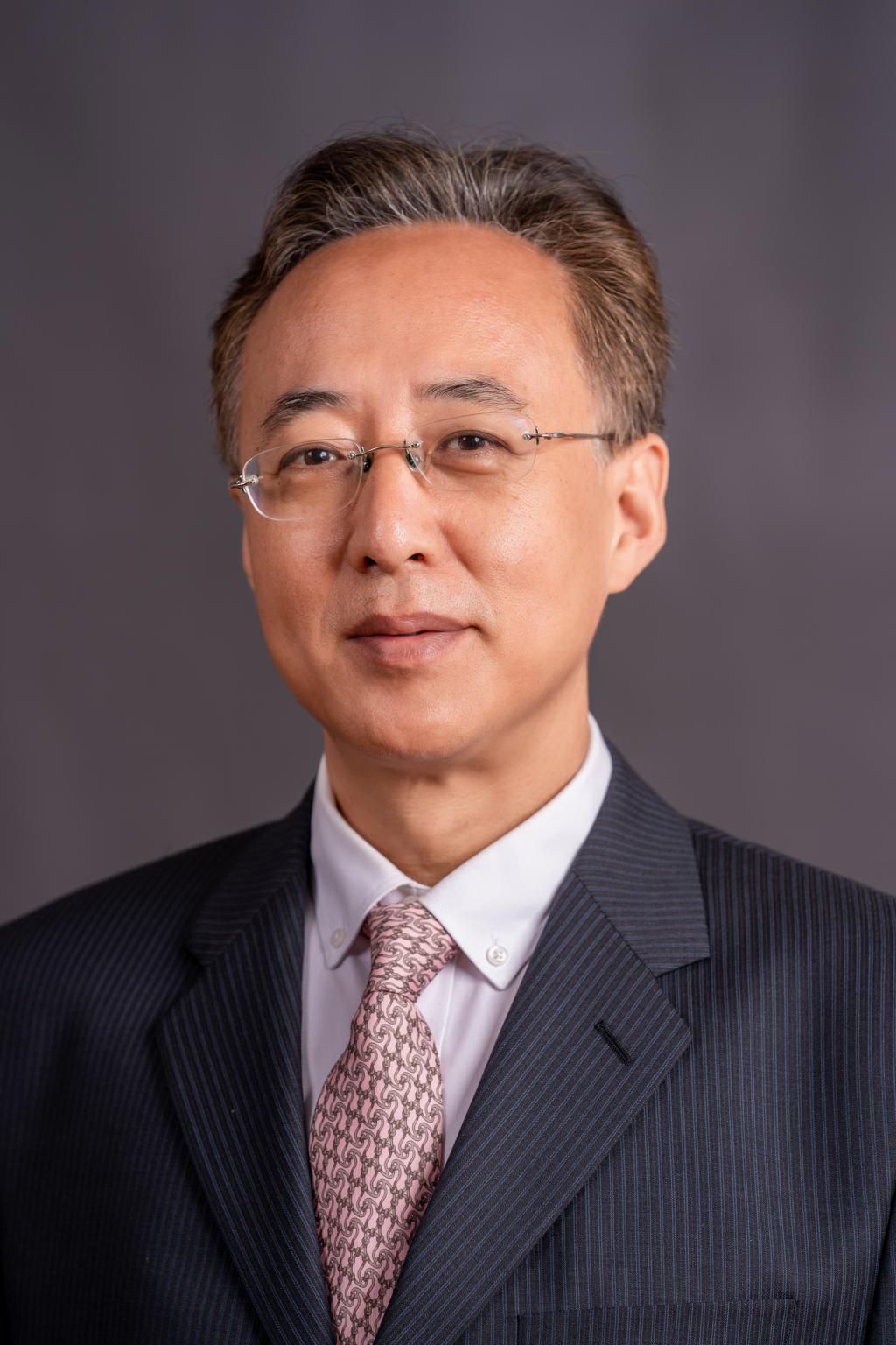 Xuezhi Qin