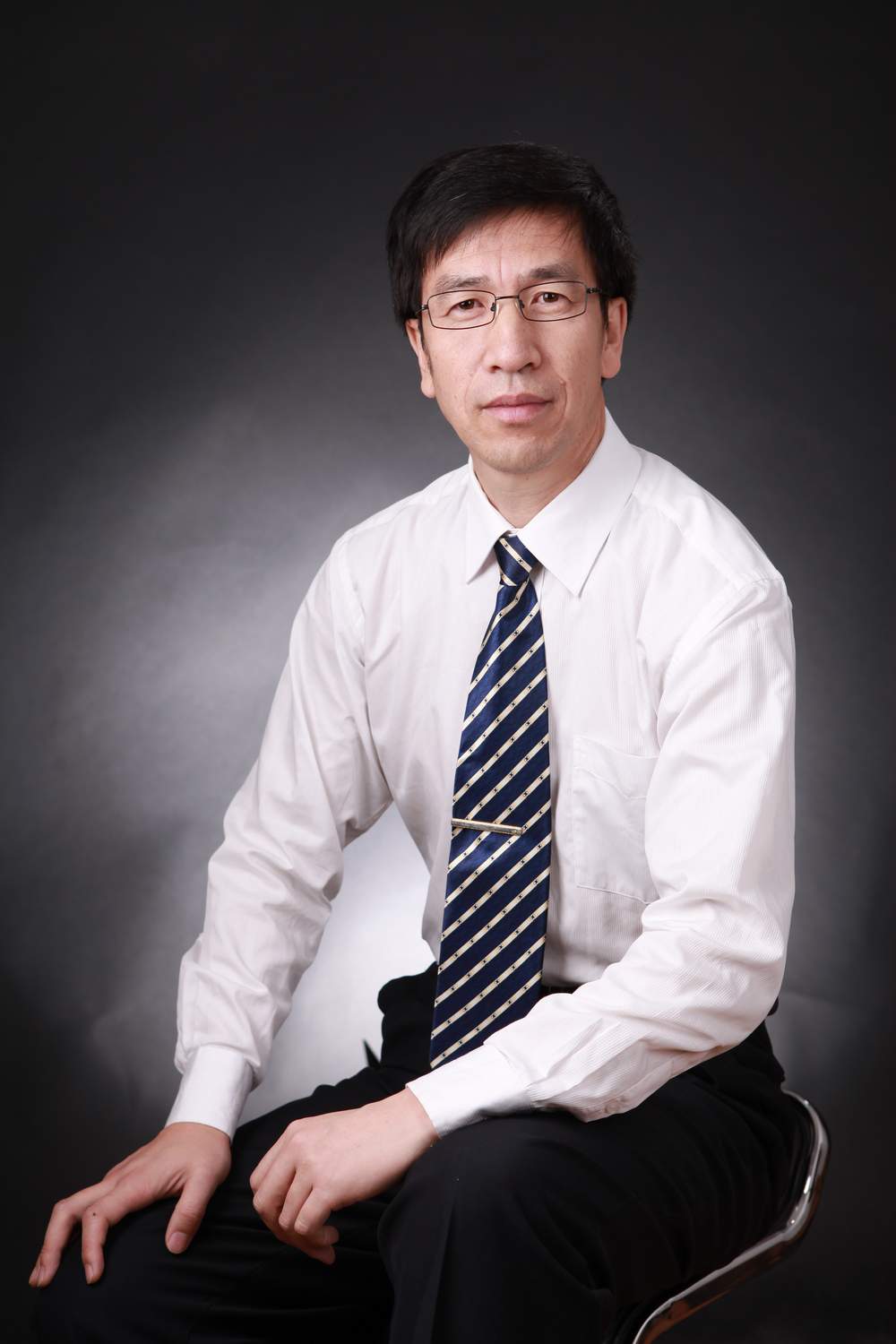 Junwei Huo