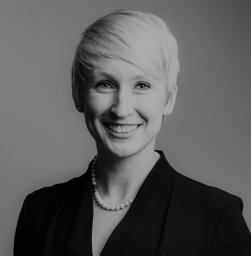 Christine Unterhitzenberger