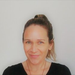 Stephanie Clark