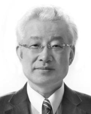Hongsuk Chung