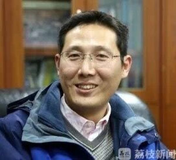 Zhongquan Li