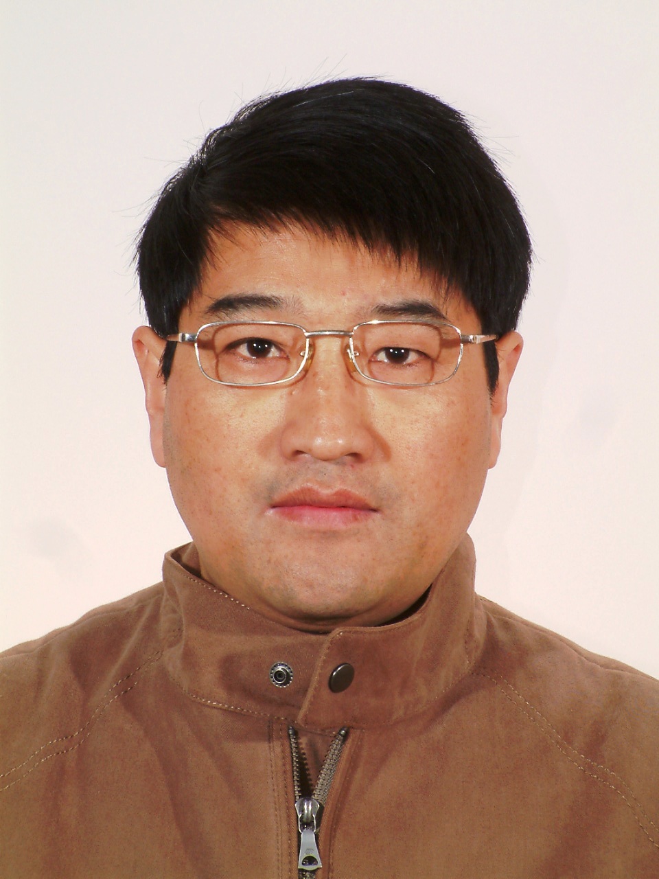 Xinzhi Chen