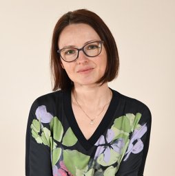 Zvonar Alenka