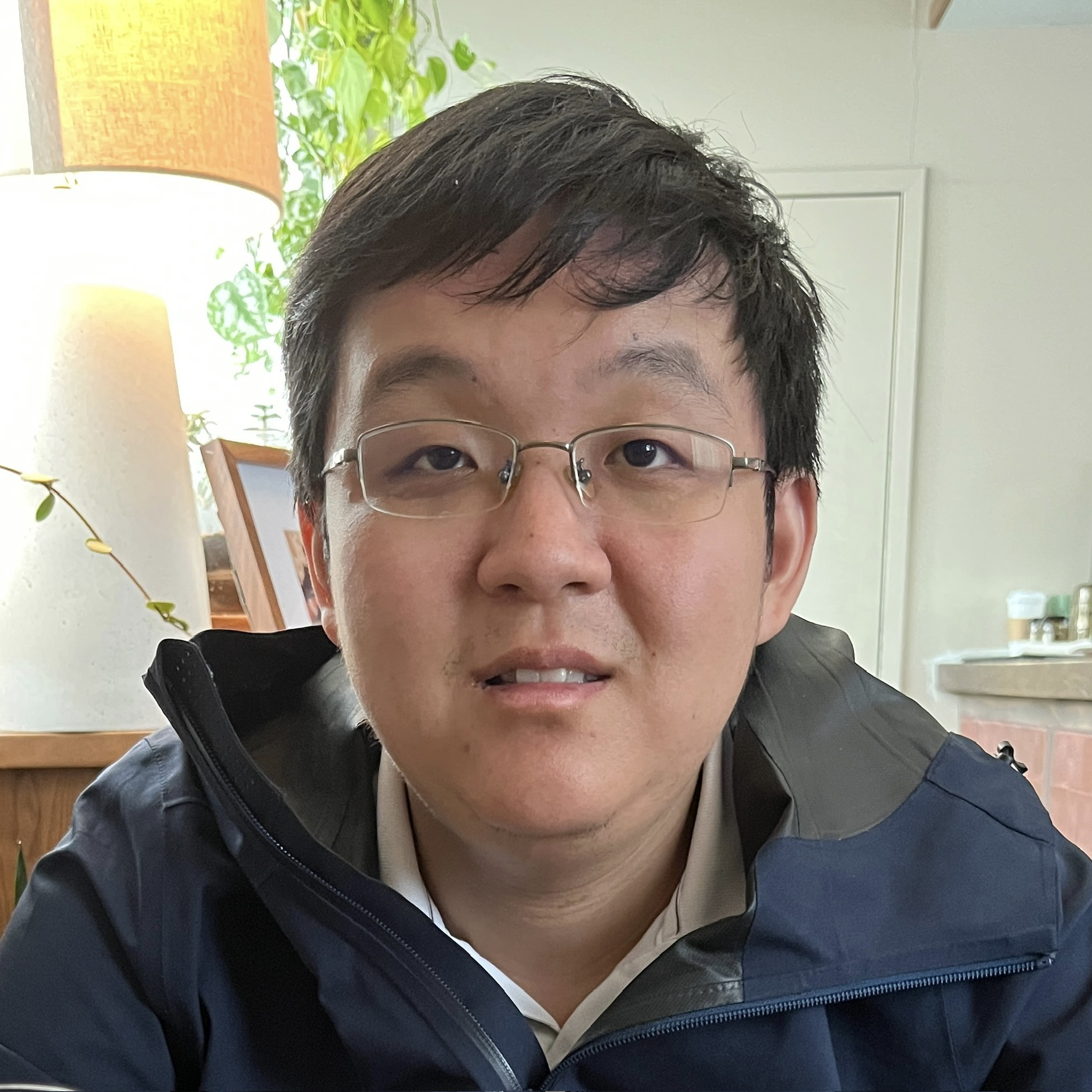 Yunyi Zhang