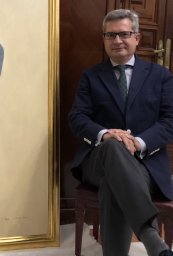 Carlos León