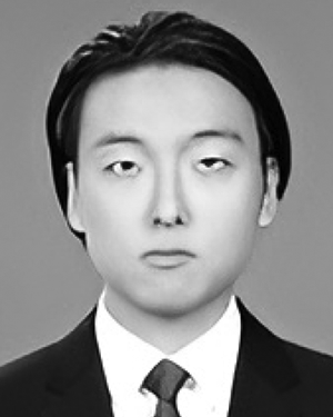 Tianxiang Yang