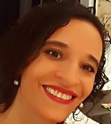 Luciana Soares Costa Santos