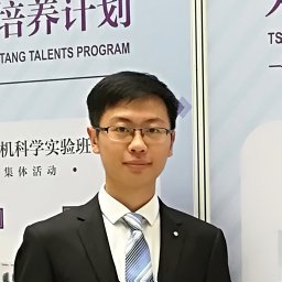 Yunfan Huang