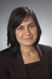 Yildirim Elif Dede