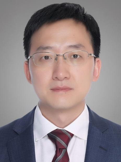 Hongguang Guo