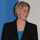 Ruth C R Meex