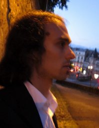 Oleg G. Kharlanov