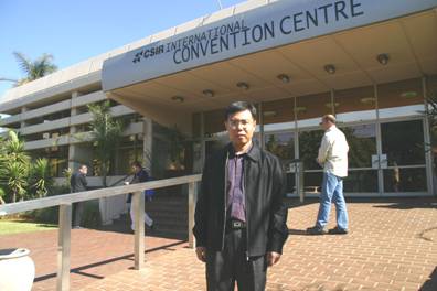 Zhi Li