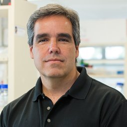 Miguel Eduardo Quinones-Mateu