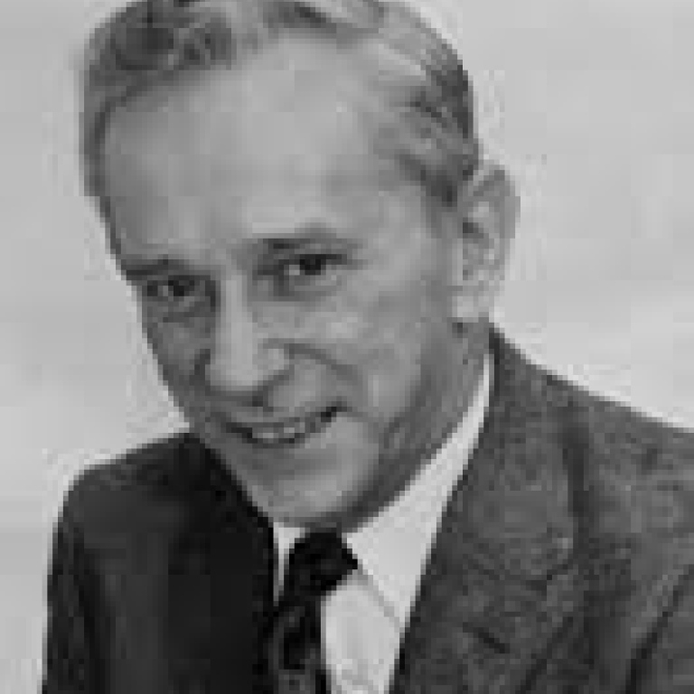 Lars Ernster