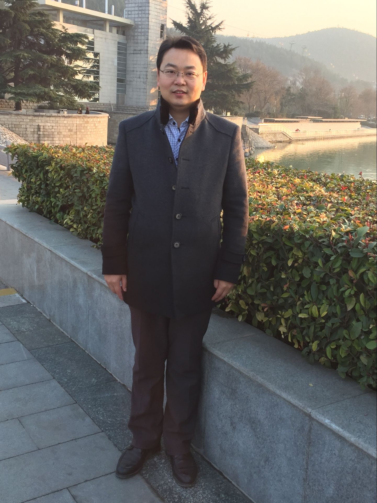 Songyong Liu