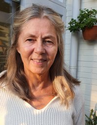 Marieke M van Katwijk